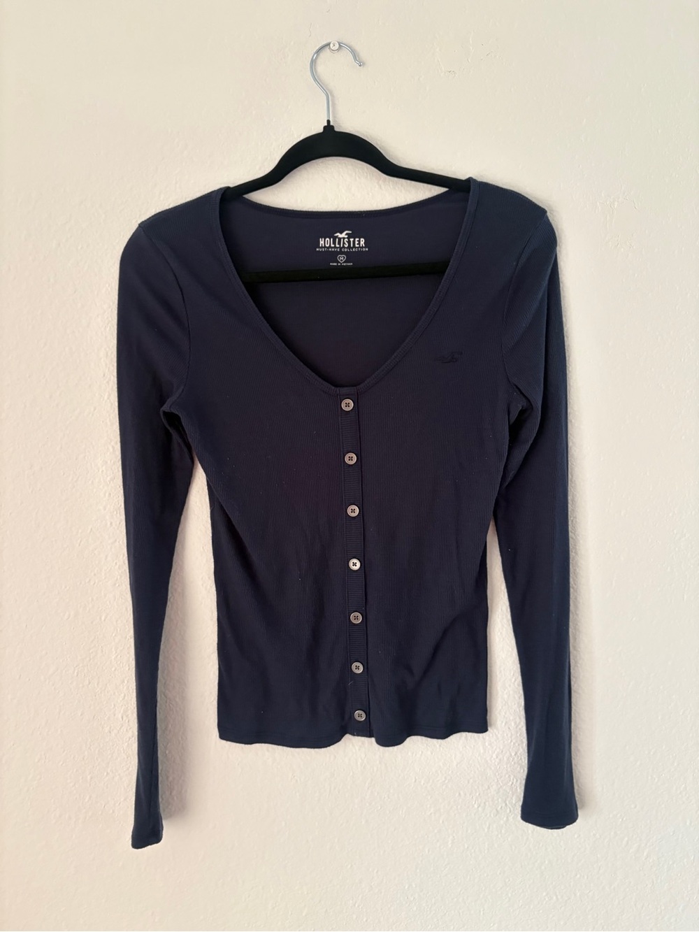 Hollister Navy Ribbed V-Neck Button-Up Long Sleeve